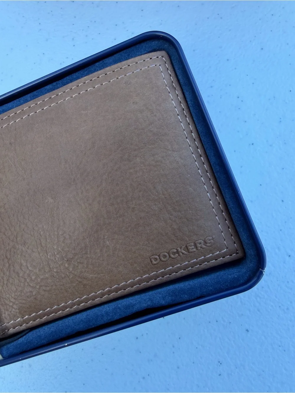 Dockers look slots